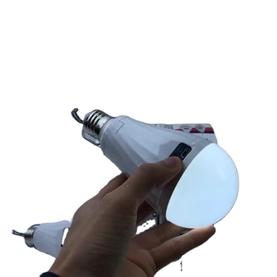 2- Lâmpada de emergência LED 15W E27 B22 Bateria recarregável de íons de lítio AC/DC lâmpada de uso saudável