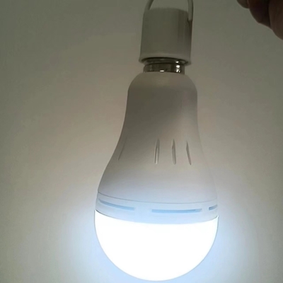 Bateria recarregável de iões de lítio lâmpada LED 12W E27 B22 para uso de emergência e saudável