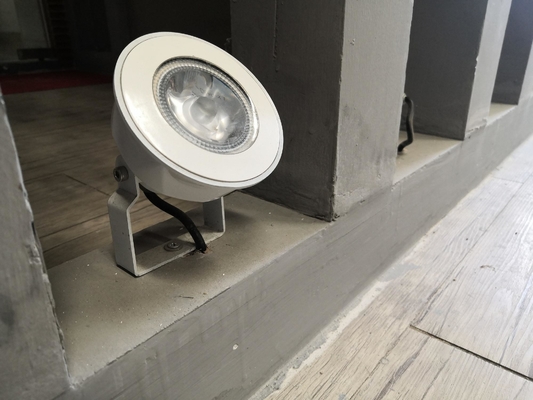 Lâmpada de jardim LED exterior 3W/5W/6W/9W/12W/18W/24W com 15000 horas de vida útil