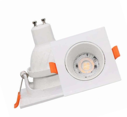 Lâmpadas LED para iluminação de praças de hotéis