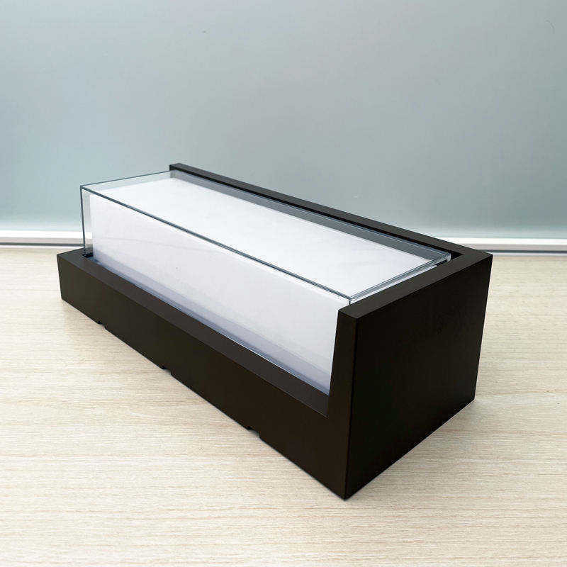 Iluminação de parede LED à prova d'água para exteriores de 24w com eficiência de 80lm/w e CCT de 3000K/4000K/6500K